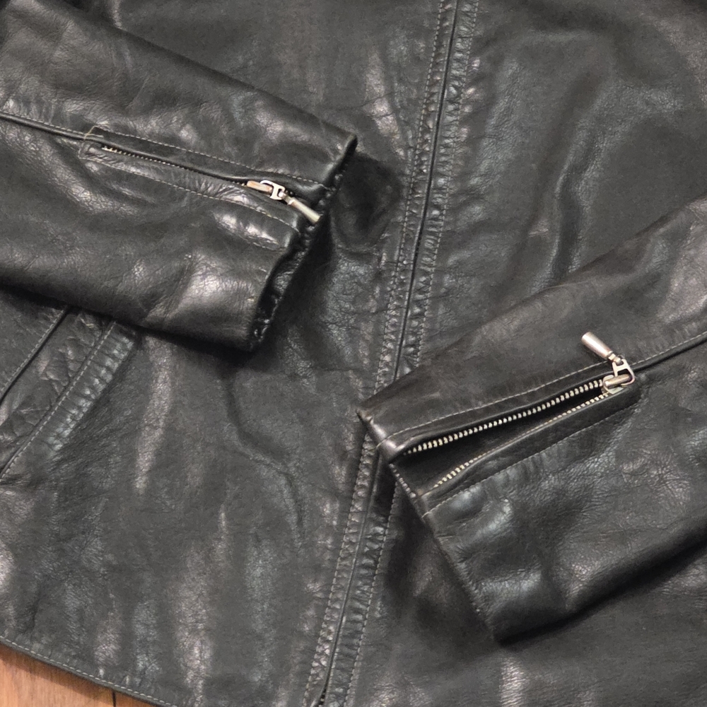 Vintage Black Leather Women's Moto Jacket-Y2K Classic Collar Metal Zips Grunge - Picture 2 of 14